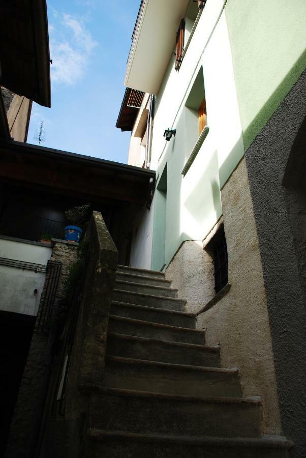 Willa La Casa Del Borgo Dervio Zewnętrze zdjęcie
